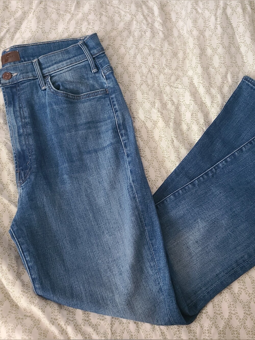 MOTHER The Kick It High Waist Straight Leg Jeans